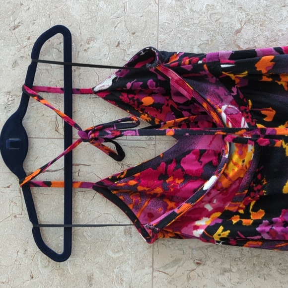 Express tropical halter dress - Picture 2 of 3